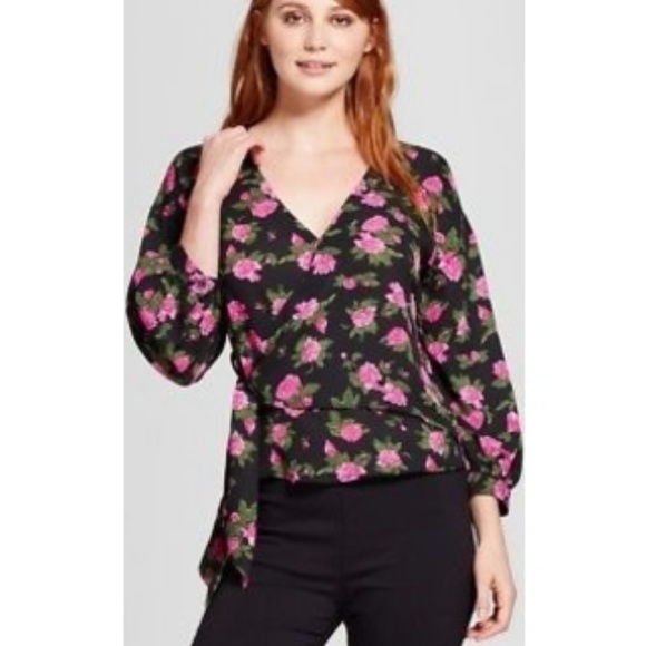 Who What Wear Faux Wrap Blouse in Dark Floral - Picture 7 of 7